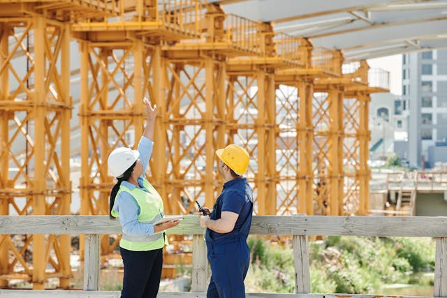 Website interface showing the optimized homepage of AFe Construction, with clean layout and construction-themed visuals.